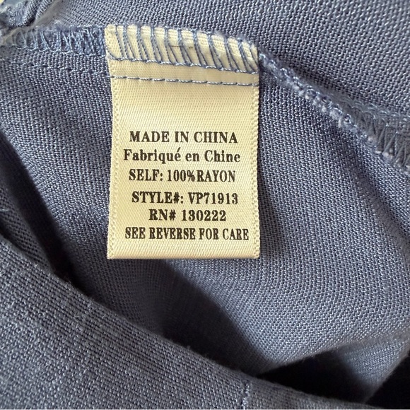 Women's V ery J Blue Sleeveless Wide Leg Square Neck Smocked Jumpsuit Size M - Picture 11 of 16